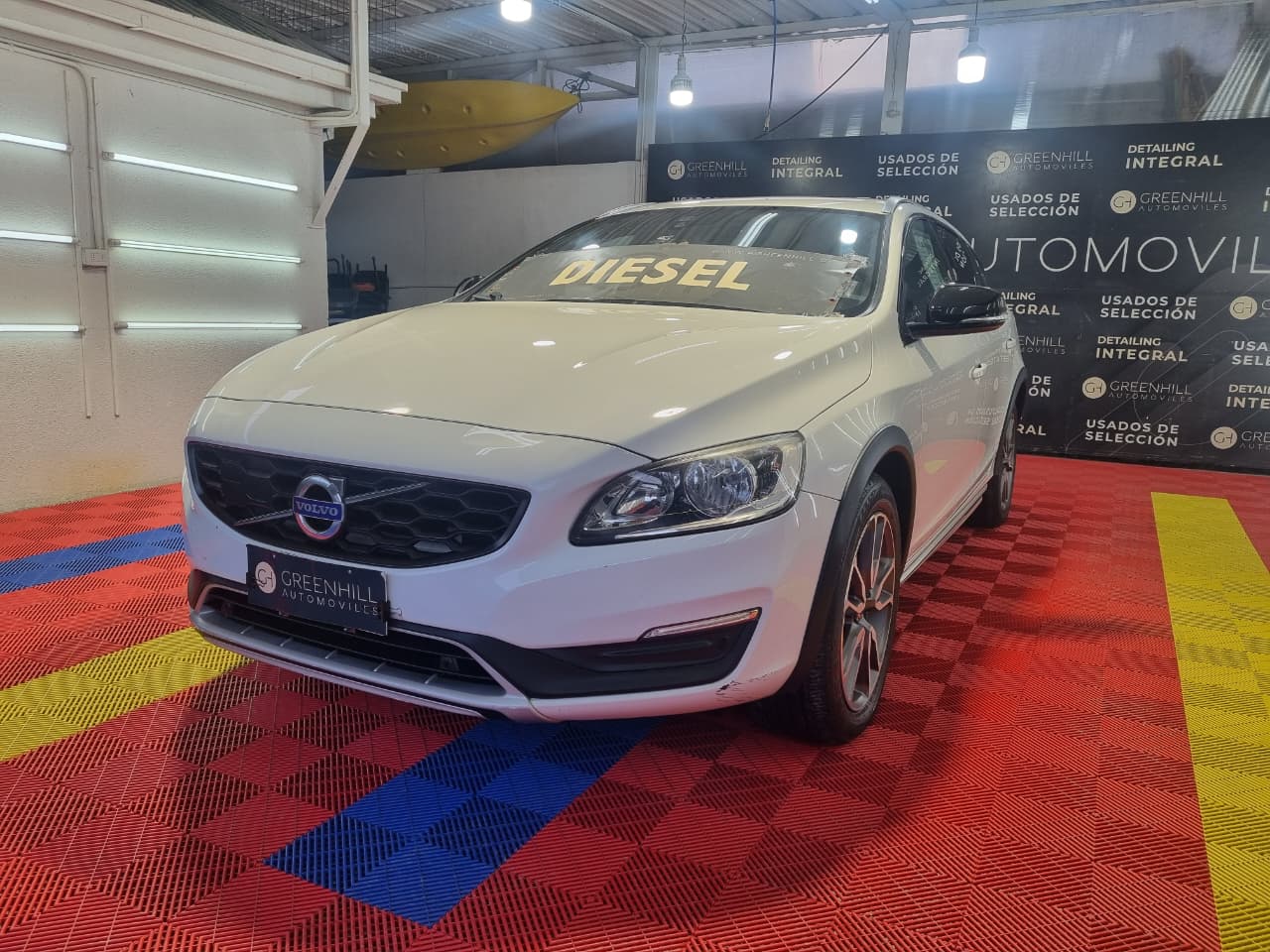 Venta de VOLVO V60 D4 2.4 LTD AWD AUT - 2 DUEÑOS