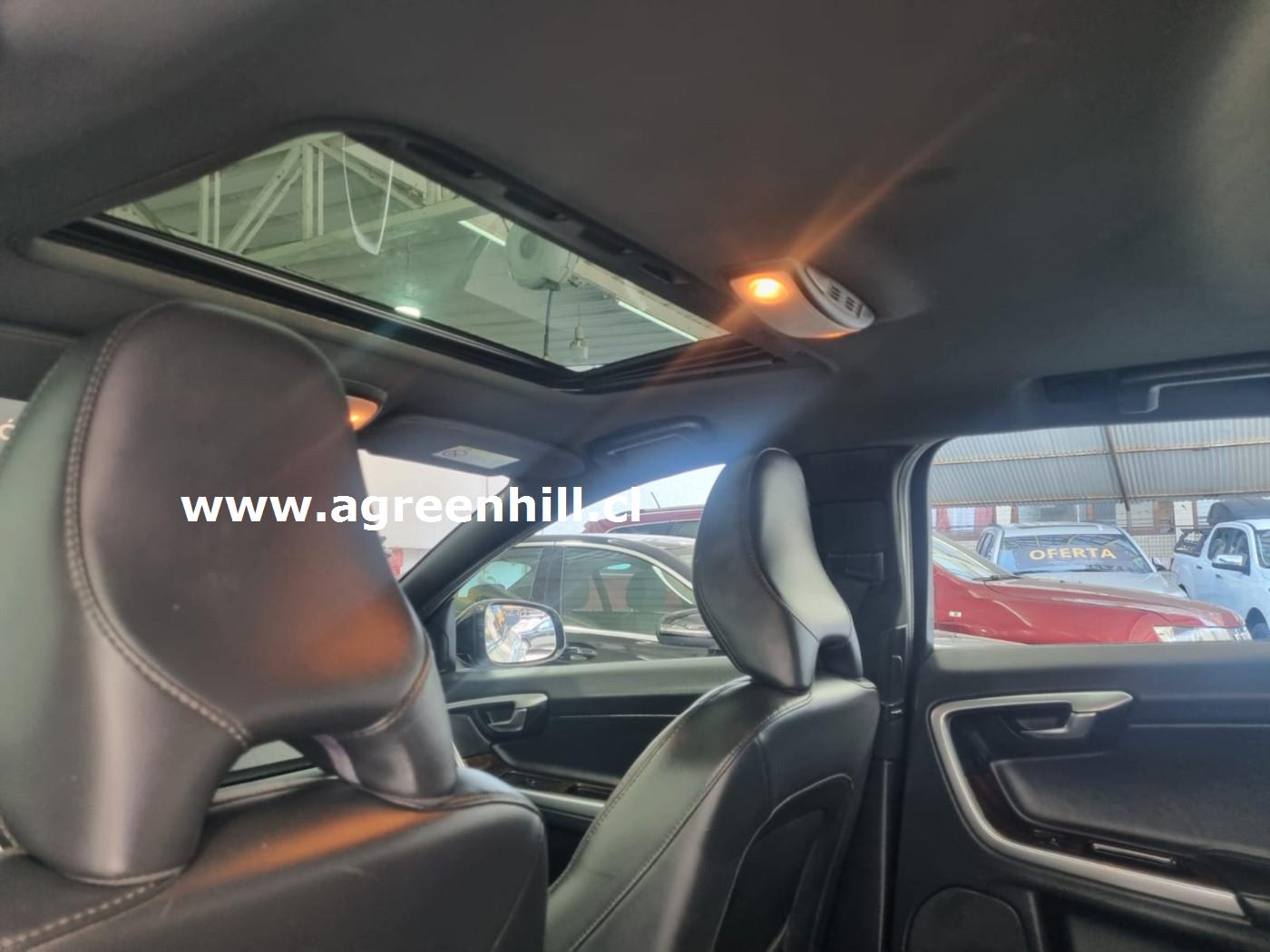 Venta de VOLVO V60 D4 2.4 LTD AWD AUT - 2 DUEÑOS