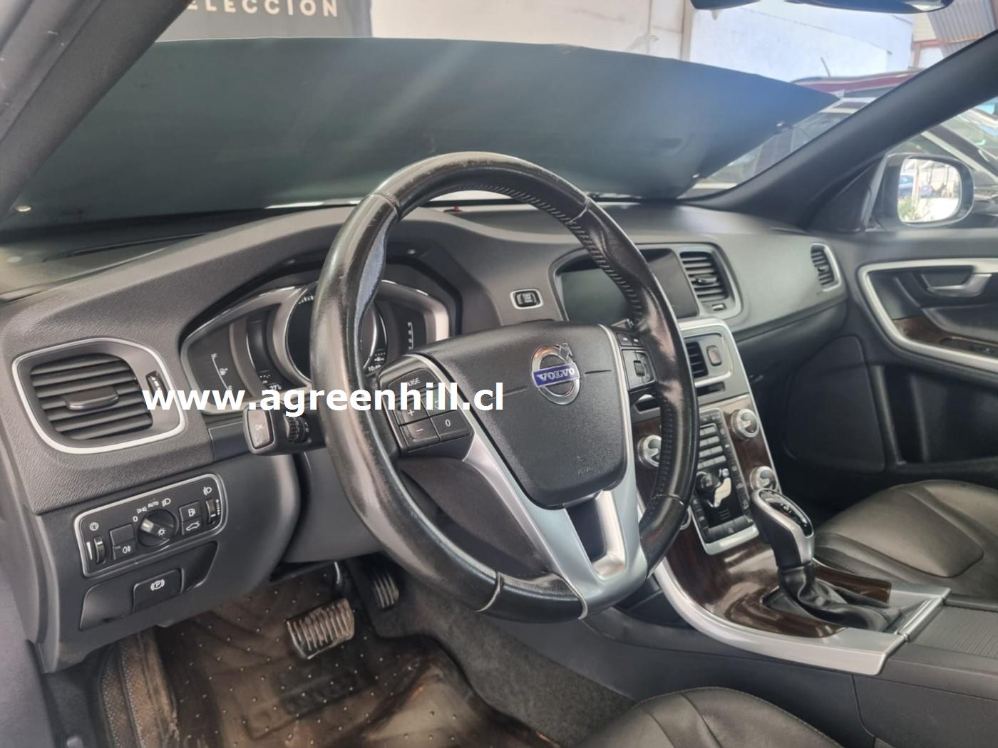Venta de VOLVO V60 D4 2.4 LTD AWD AUT - 2 DUEÑOS