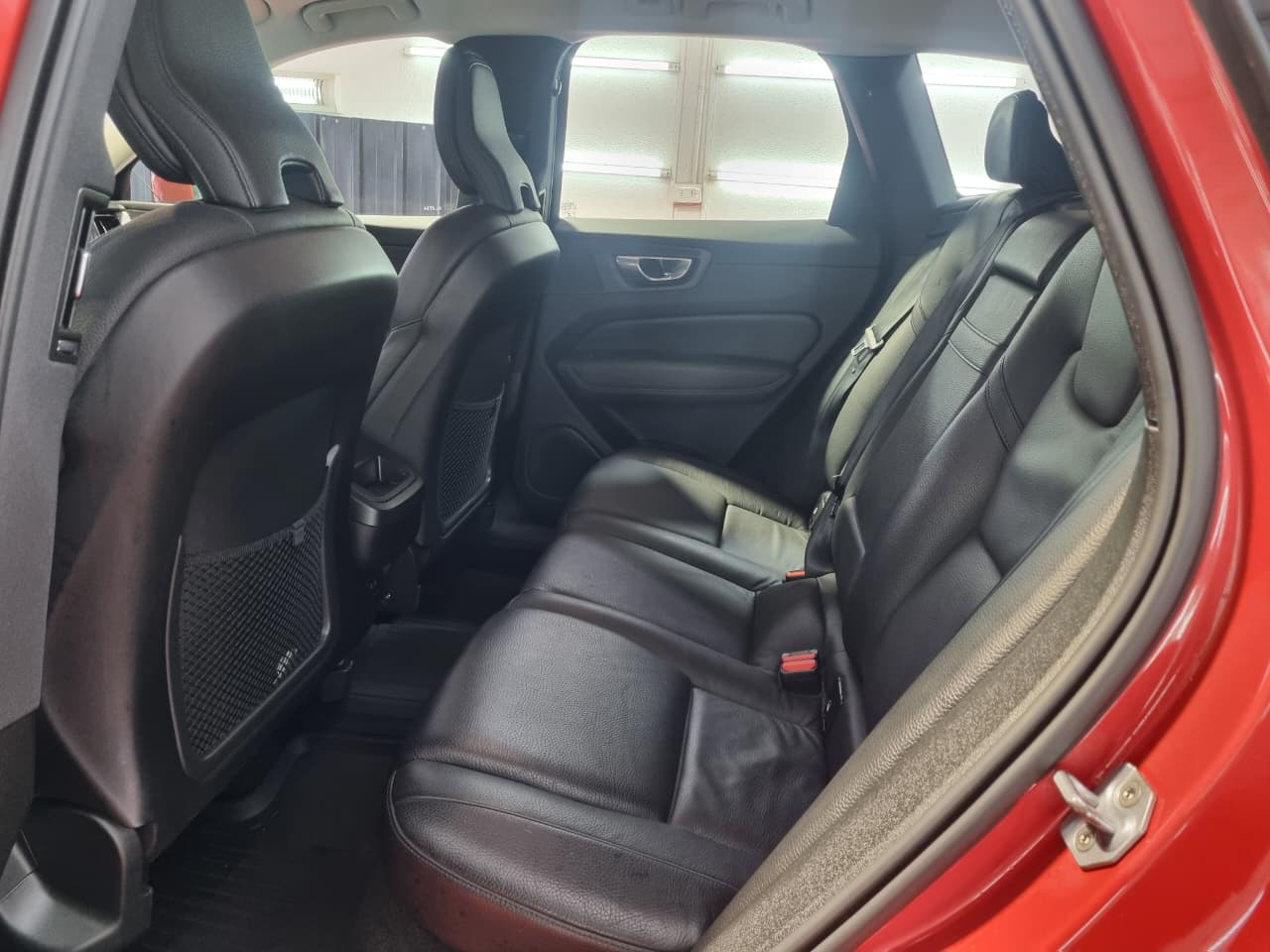 Venta de VOLVO XC60 2.0 B5 4X4 AUT - UN DUEÑO - HIBRIDO