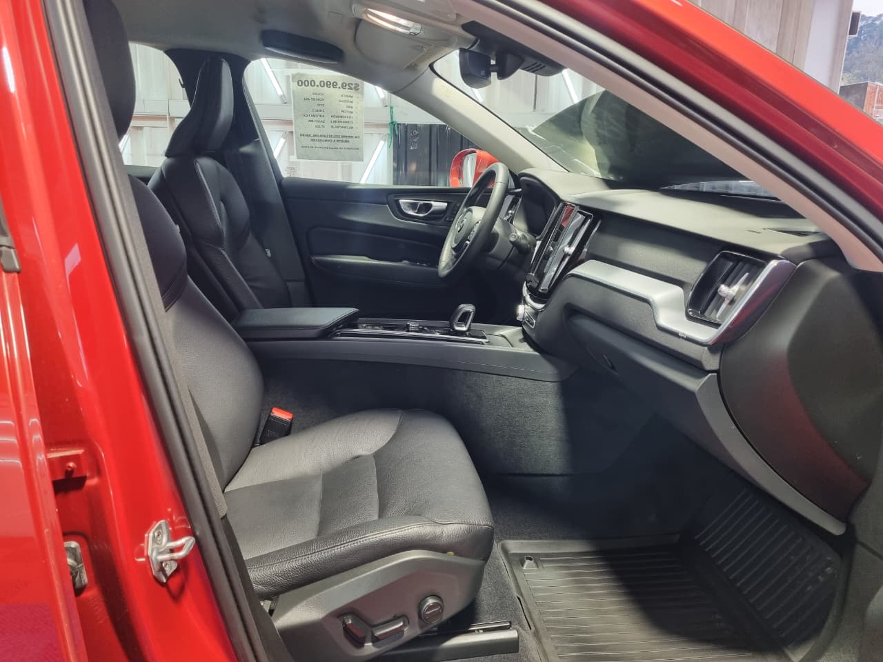 Venta de VOLVO XC60 2.0 B5 4X4 AUT - UN DUEÑO - HIBRIDO
