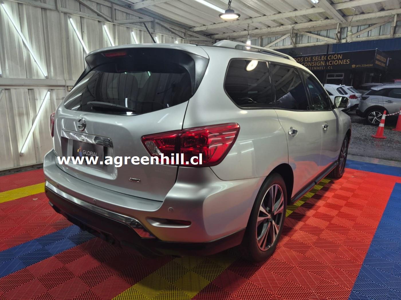 Venta de NISSAN PATHFINDER 4X4 3.5 AUT - 3 CORRIDAS DE ASIENTOS