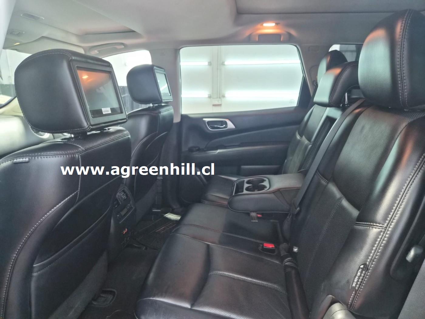 Venta de NISSAN PATHFINDER 4X4 3.5 AUT - 3 CORRIDAS DE ASIENTOS