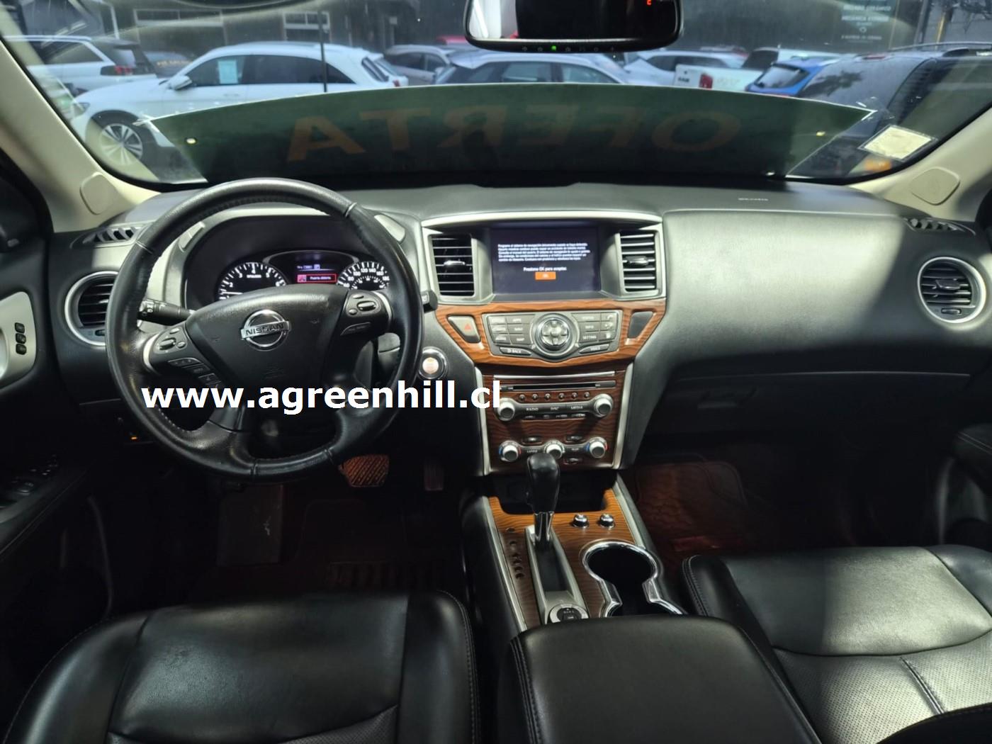 Venta de NISSAN PATHFINDER 4X4 3.5 AUT - 3 CORRIDAS DE ASIENTOS
