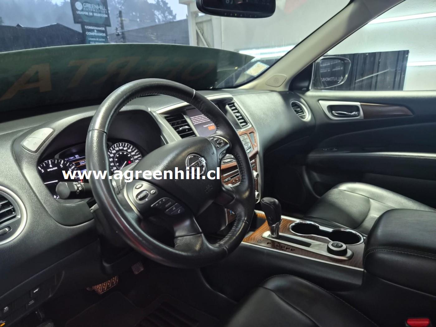 Venta de NISSAN PATHFINDER 4X4 3.5 AUT - 3 CORRIDAS DE ASIENTOS