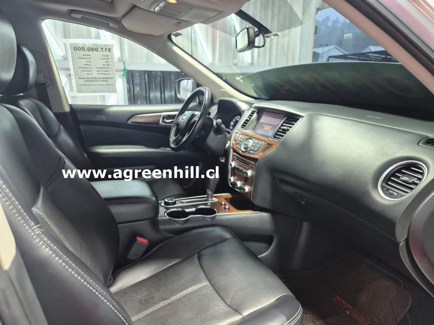 Venta de NISSAN PATHFINDER 4X4 3.5 AUT - 3 CORRIDAS DE ASIENTOS