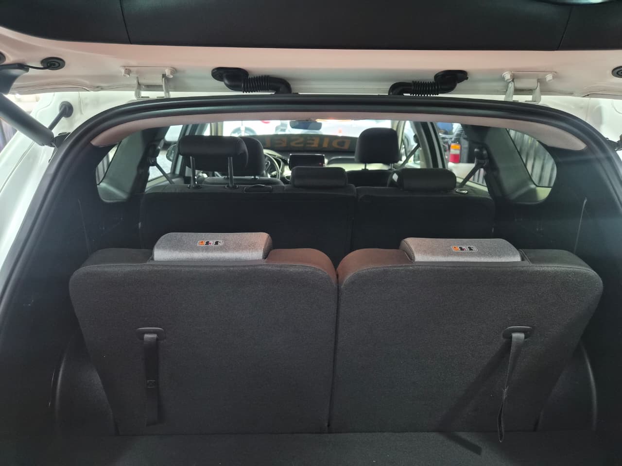 Venta de HYUNDAI SANTA FE 2.2 4X4 DIESEL AUT - 3FILAS DE ASIENTOS