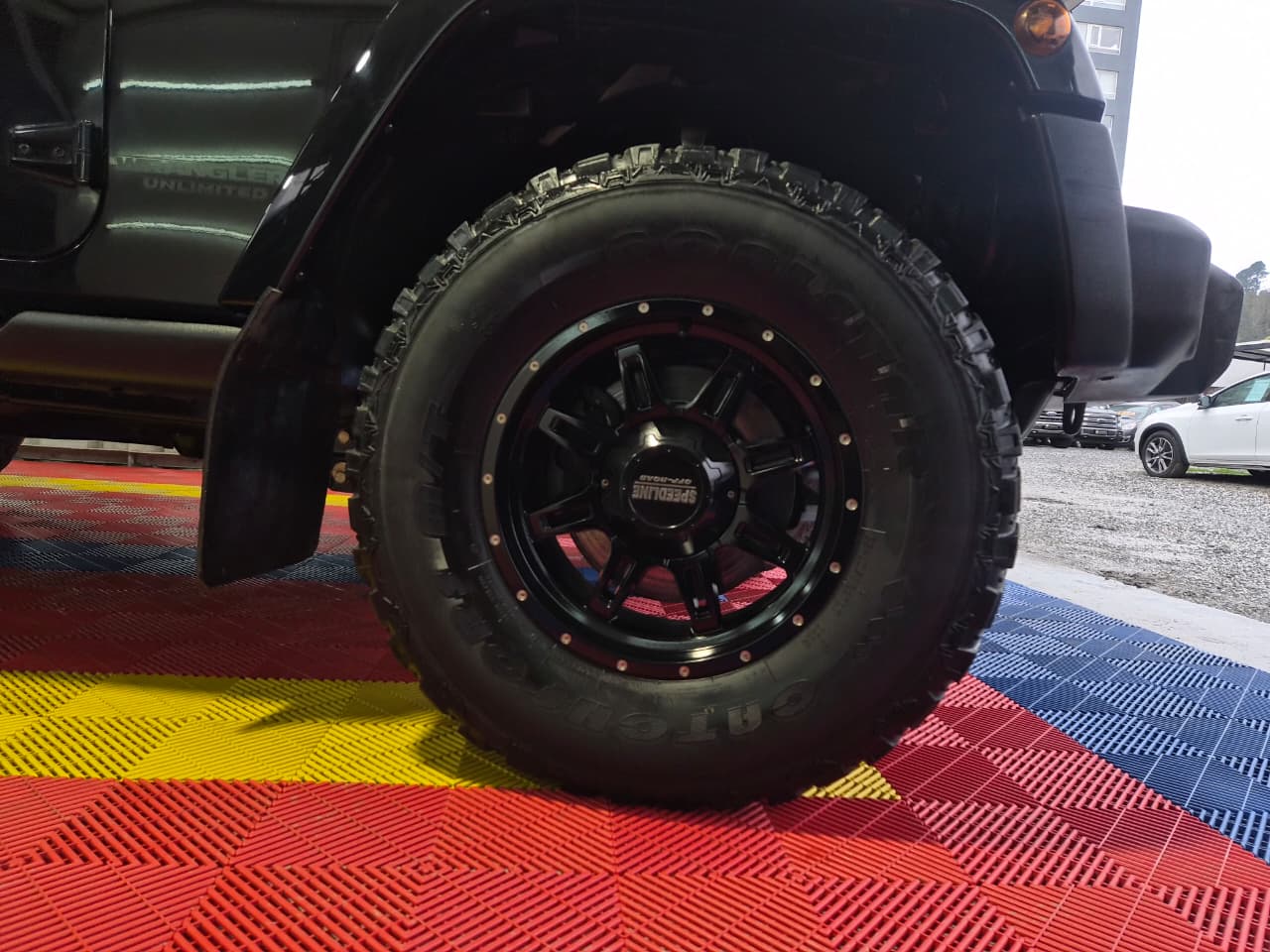 Venta de JEEP WRANGLER UNLIMITED SAHARA 2.8 4X4 AUT DIESEL 