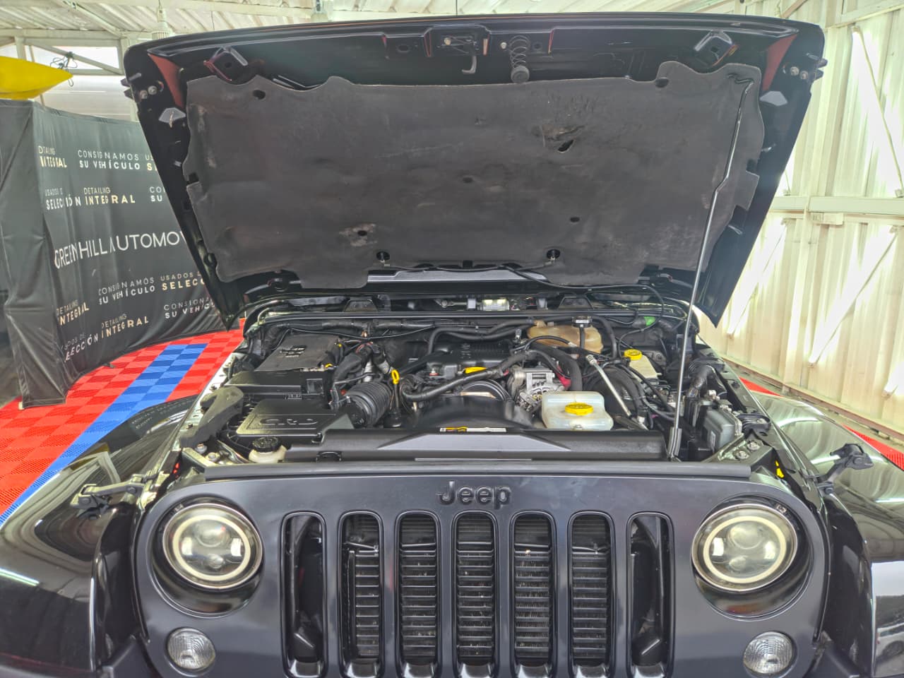 Venta de JEEP WRANGLER UNLIMITED SAHARA 2.8 4X4 AUT DIESEL 