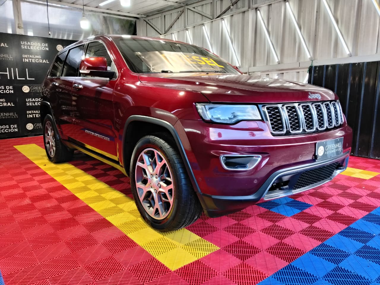 Venta de JEEP GRAND CHEROKEE LTD 3.0 4X4 AT DIESEL - 2DUEÑOS