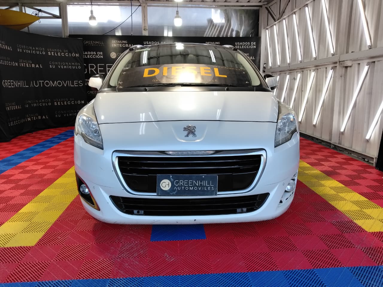 Venta de PEUGEOT 5008 ALLURE 1.6 BLUE DIESEL 4X2 AT