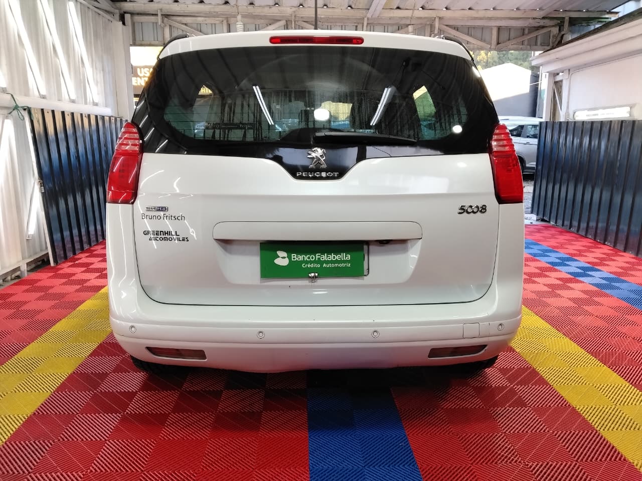 Venta de PEUGEOT 5008 ALLURE 1.6 BLUE DIESEL 4X2 AT