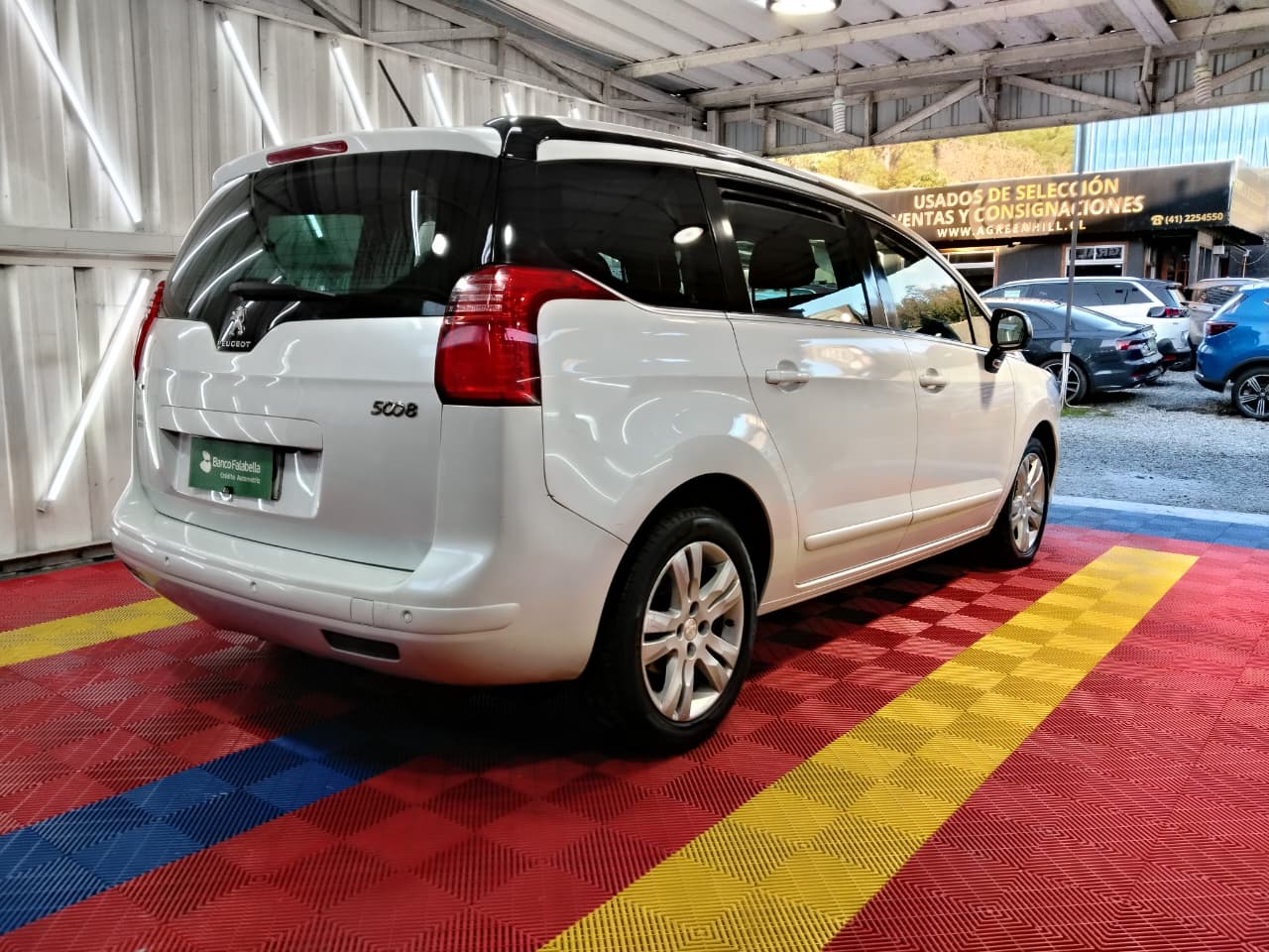 Venta de PEUGEOT 5008 ALLURE 1.6 BLUE DIESEL 4X2 AT
