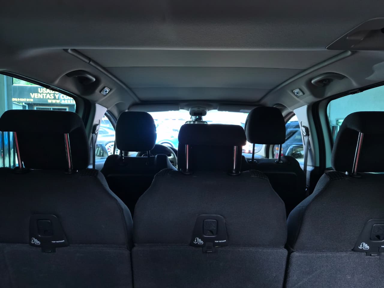 Venta de PEUGEOT 5008 ALLURE 1.6 BLUE DIESEL 4X2 AT