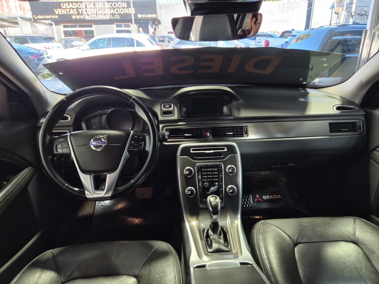 Venta de VOLVO XC70 2.4 D5 COMFORT 4X4 AT - 3DUEÑOS