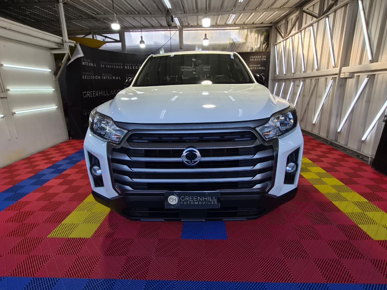 Venta de SSANGYONG GRAND MUSSO 2.2 4X2 AT DIESEL - UN DUEÑO 