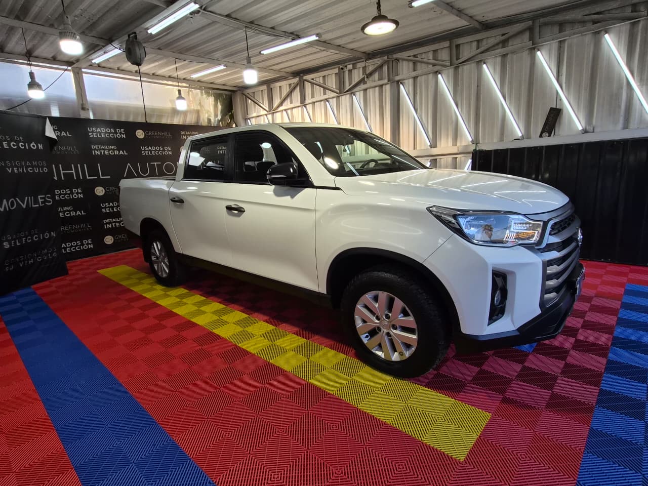 Venta de SSANGYONG GRAND MUSSO 2.2 4X2 AT DIESEL - UN DUEÑO 