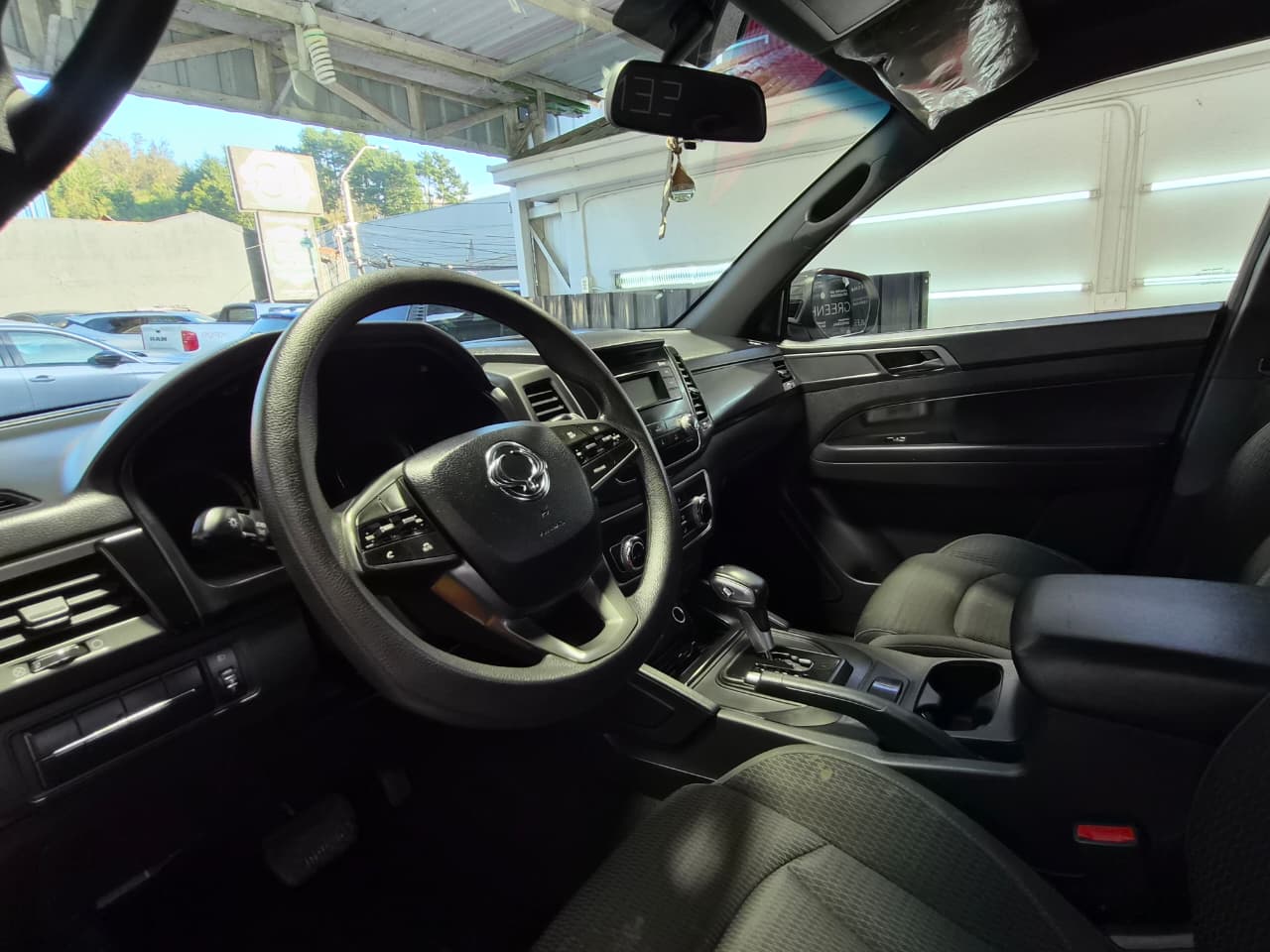Venta de SSANGYONG GRAND MUSSO 2.2 4X2 AT DIESEL - UN DUEÑO 