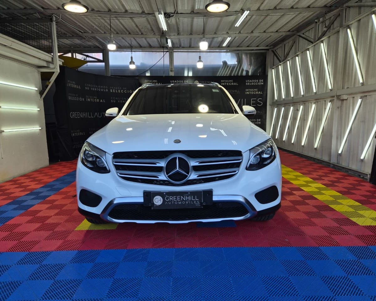 Venta de MERCEDES BENZ GLC250 2.0 4MATIC AT - UN DUEÑO