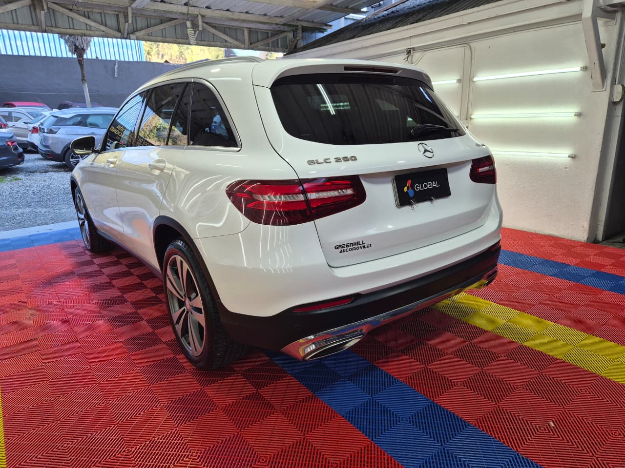 Venta de MERCEDES BENZ GLC250 2.0 4MATIC AT - UN DUEÑO