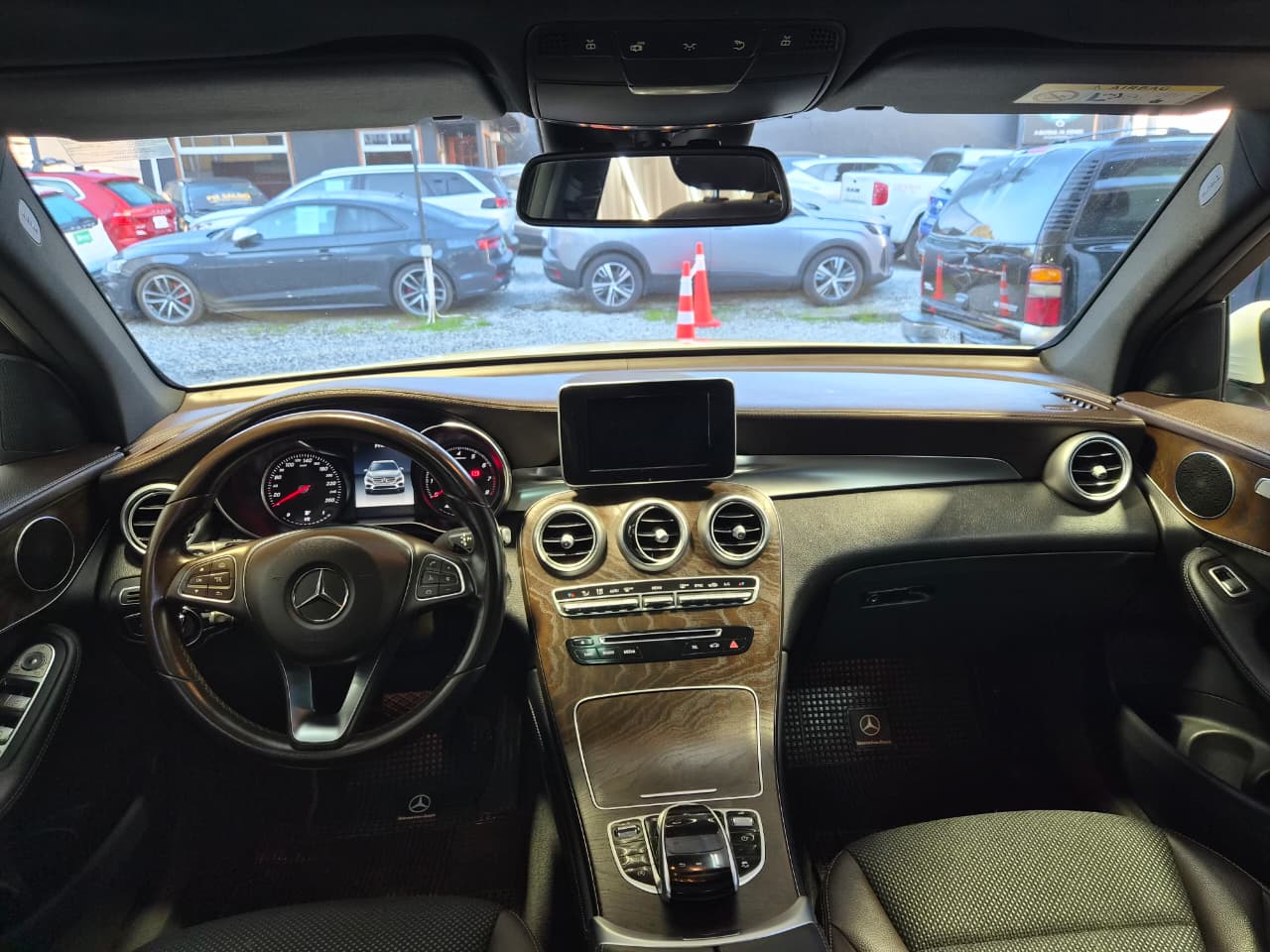 Venta de MERCEDES BENZ GLC250 2.0 4MATIC AT - UN DUEÑO