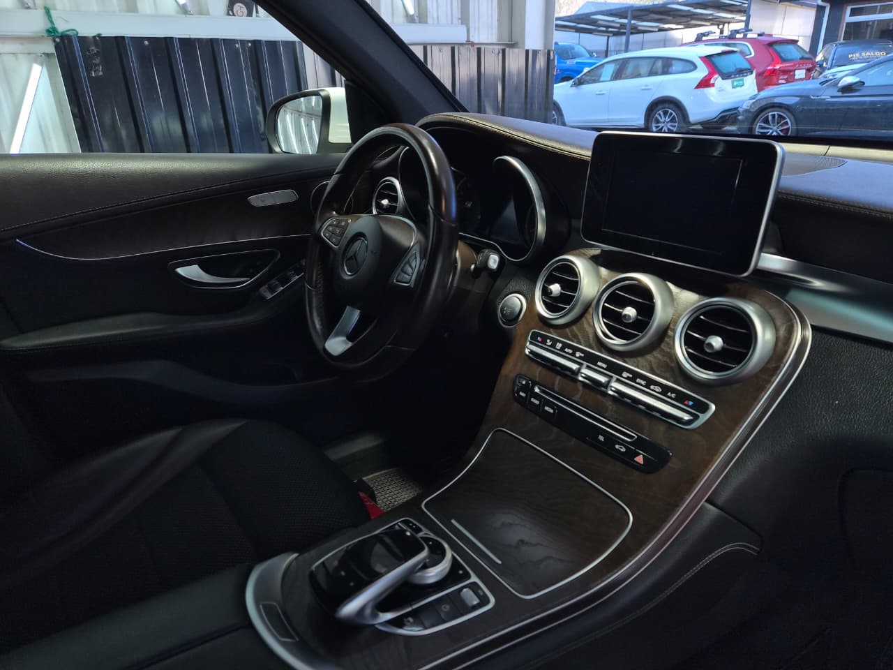 Venta de MERCEDES BENZ GLC250 2.0 4MATIC AT - UN DUEÑO