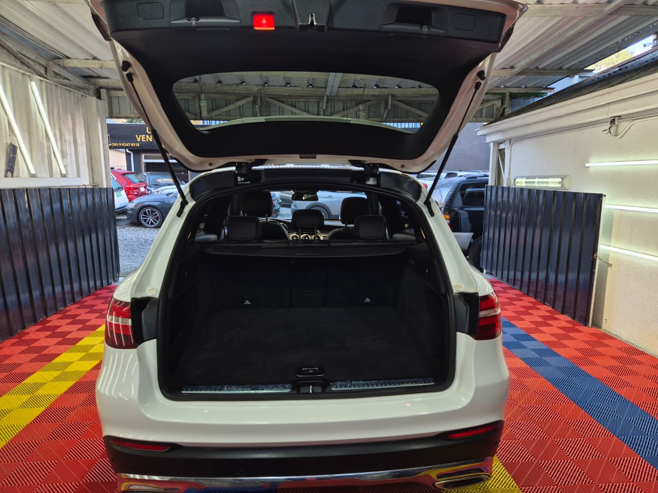 Venta de MERCEDES BENZ GLC250 2.0 4MATIC AT - UN DUEÑO