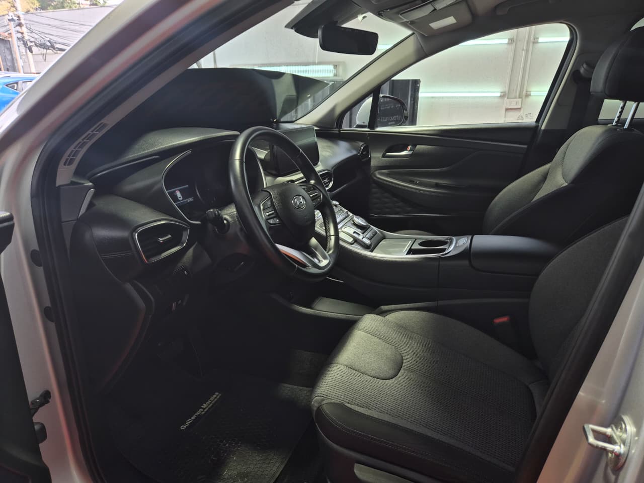 Venta de HYUNDAI SANTA FE 2.5 4X2 AT - 44 MIL KM 