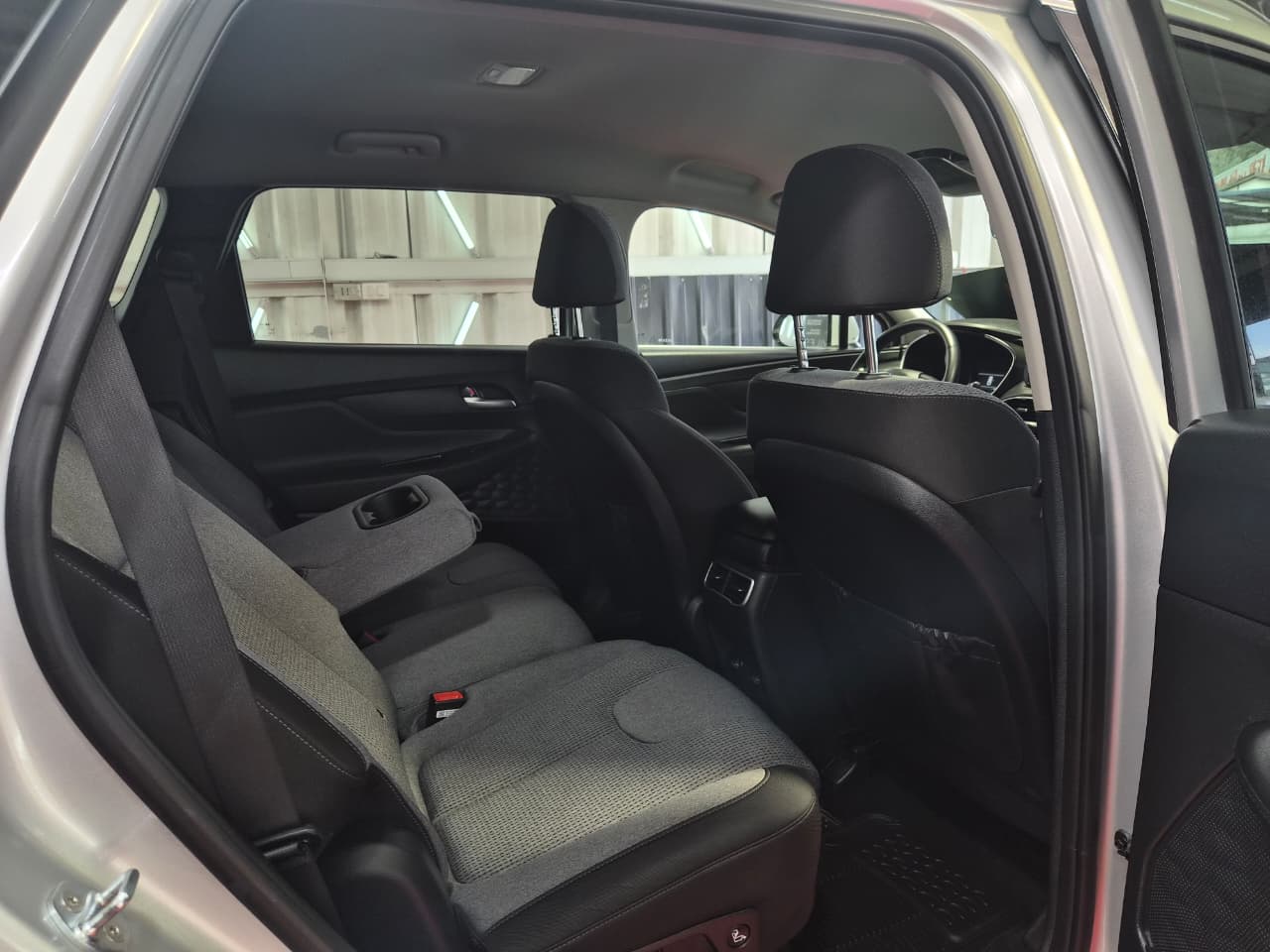 Venta de HYUNDAI SANTA FE 2.5 4X2 AT - 44 MIL KM 