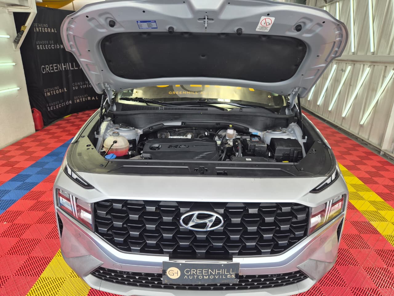 Venta de HYUNDAI SANTA FE 2.5 4X2 AT - 44 MIL KM 
