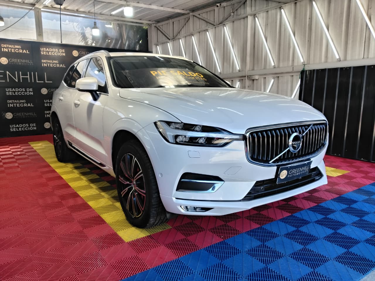 Venta de VOLVO XC60 T6 2.0 4X4 AUT - 2 DUEÑOS 