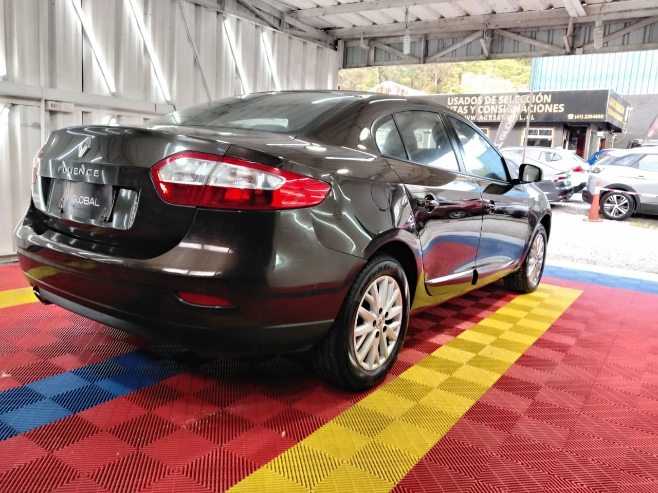 Venta de RENAULT FLUENCE EXPRESSION 2.0 4X2 MT - UN DUEÑO