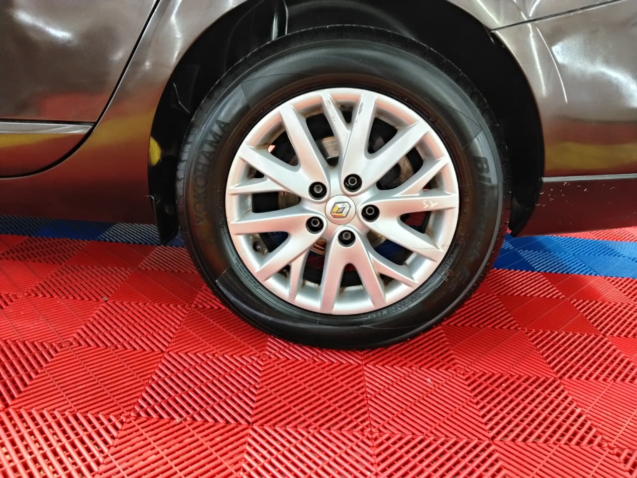 Venta de RENAULT FLUENCE EXPRESSION 2.0 4X2 MT - UN DUEÑO