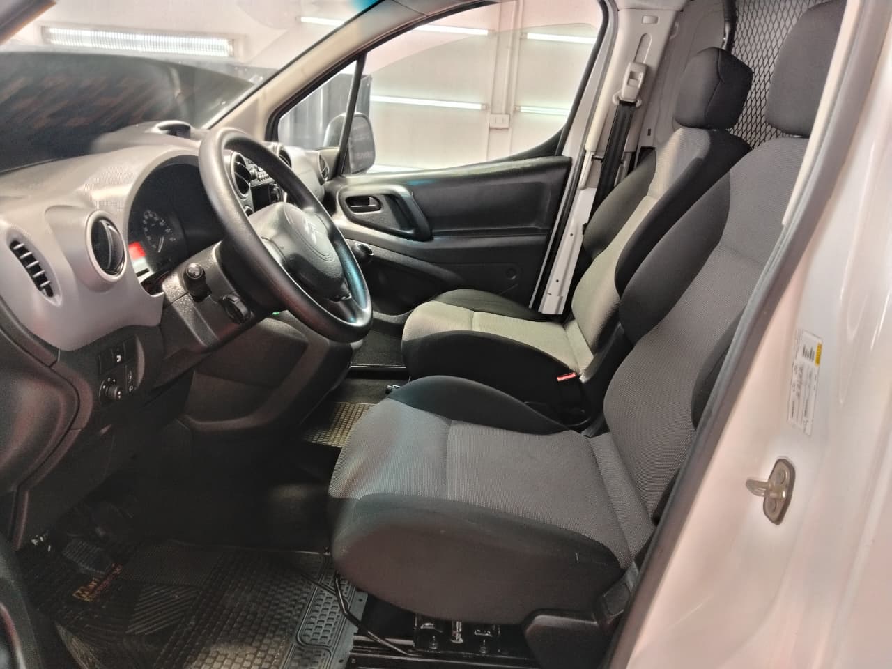 Venta de CITROEN BERLINGO HDI 1.6 DIESEL MT 