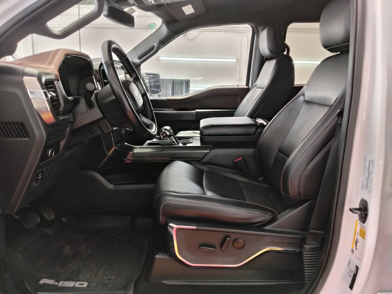 Venta de FORD F-150 LARIAT SPORT 5.0 AUT - UN DUEÑO