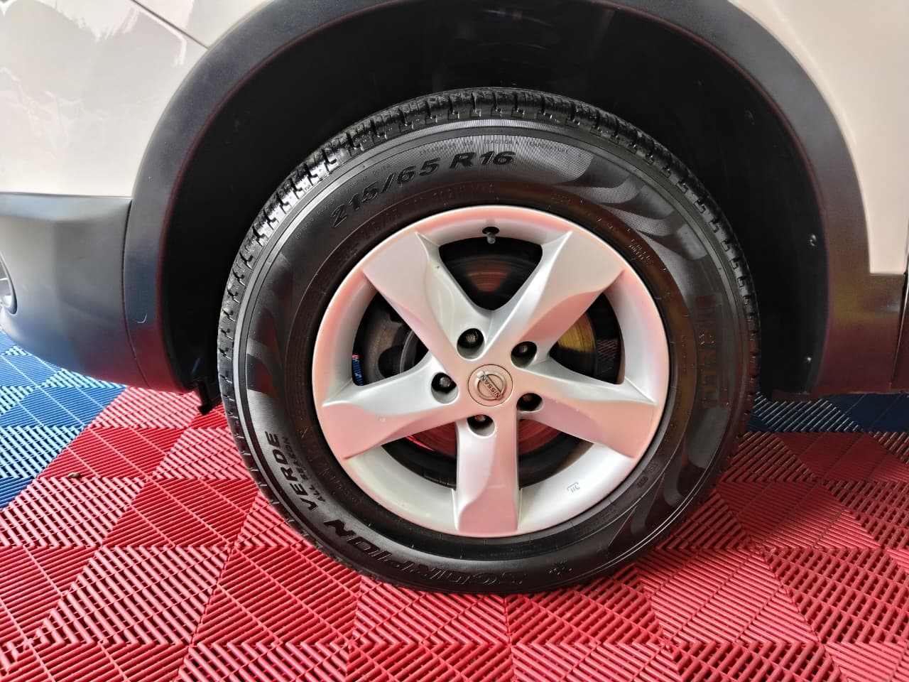 Venta de NISSAN QASHQAI 2.0 4X2 AUT - 2 DUEÑOS 