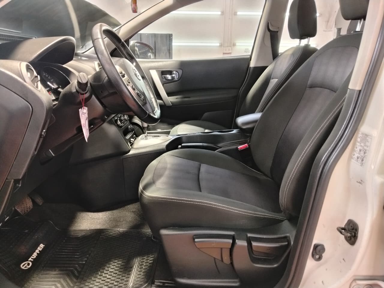 Venta de NISSAN QASHQAI 2.0 4X2 AUT - 2 DUEÑOS 