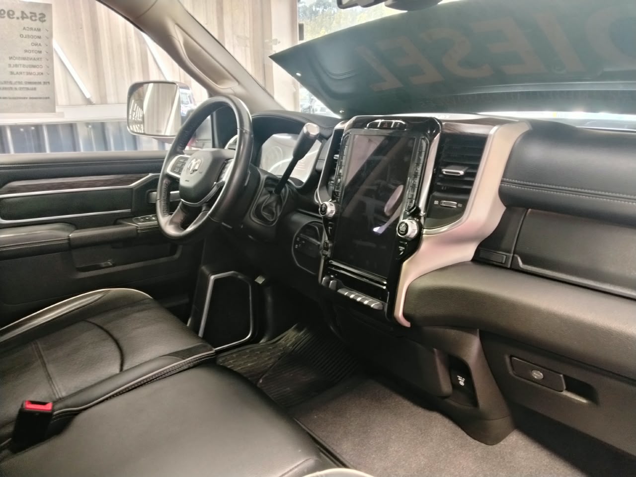Venta de RAM  2500 LARAMIE 6.7 DIESEL 4X4 AUT - UN DUEÑO