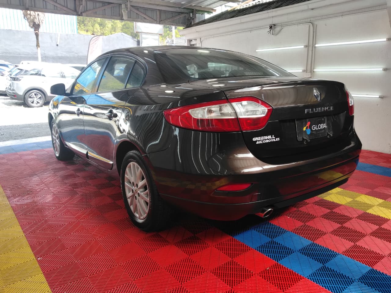 Venta de RENAULT FLUENCE EXPRESSION 2.0 4X2 MT - UN DUEÑO