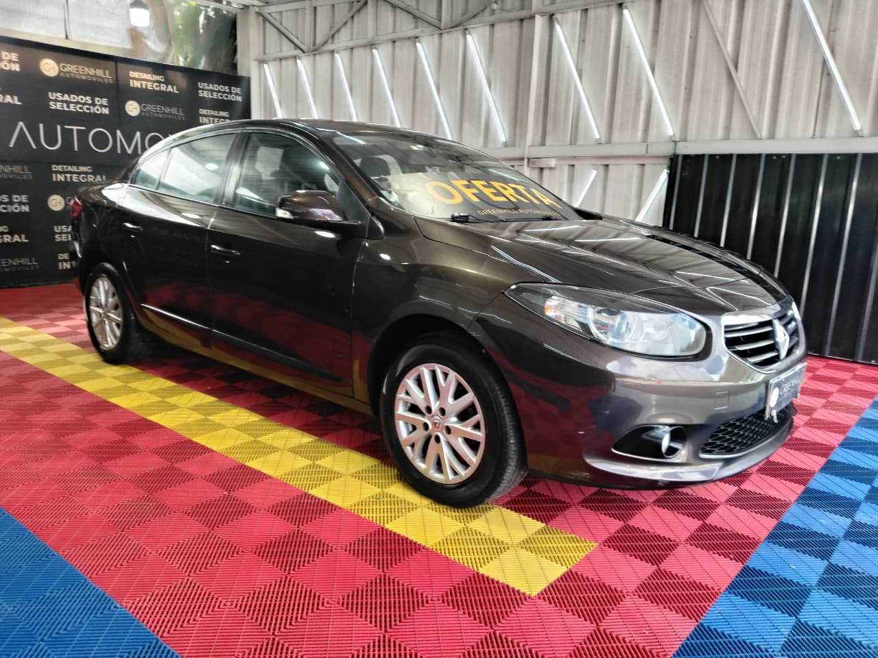 Venta de RENAULT FLUENCE EXPRESSION 2.0 4X2 MT - UN DUEÑO