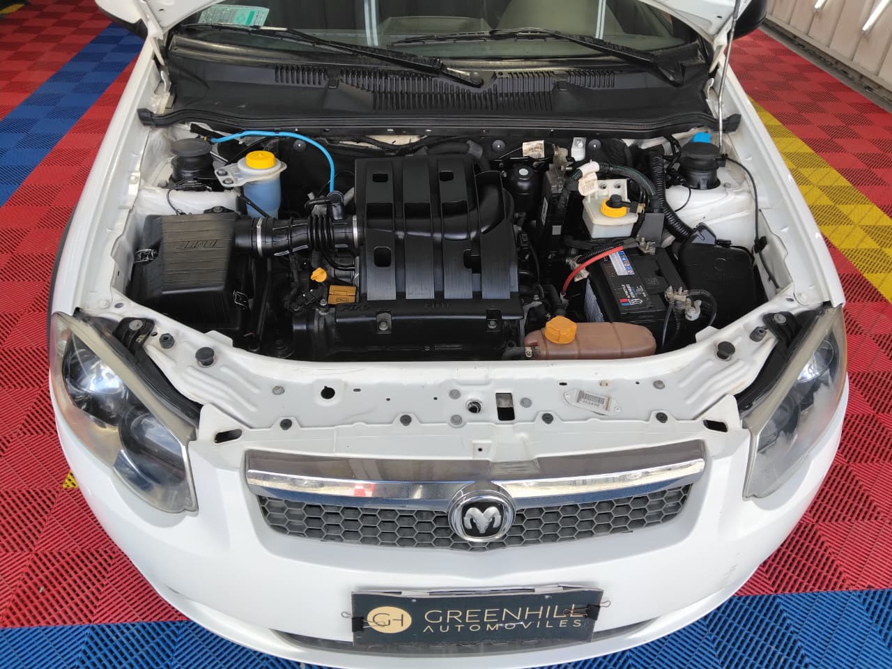 Venta de RAM  700 SLT 1.4 4X2 MT - 2 DUEÑOS 