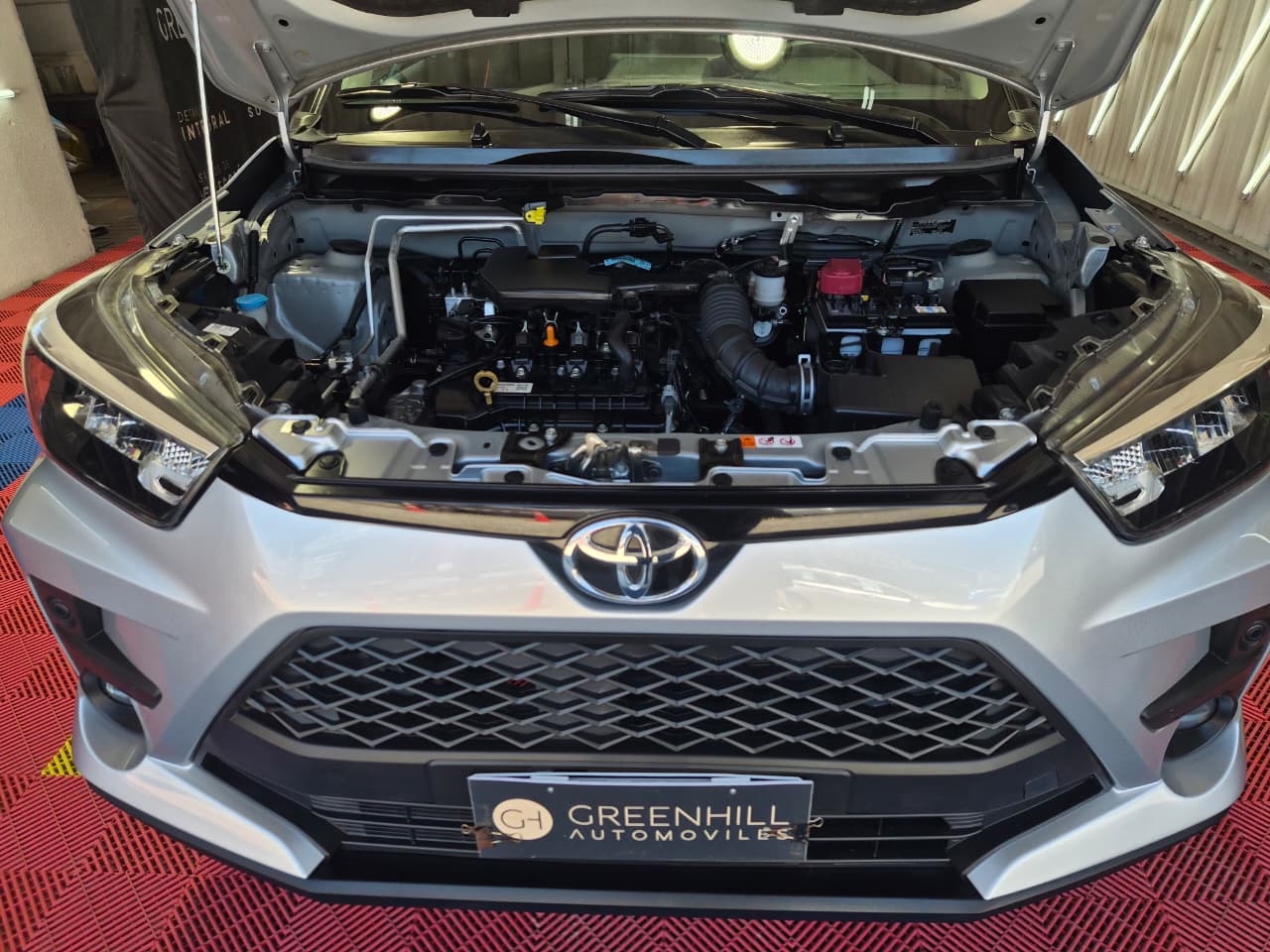 Venta de TOYOTA RAIZE 1.2 E 4X2 MT - 2 DUEÑOS 