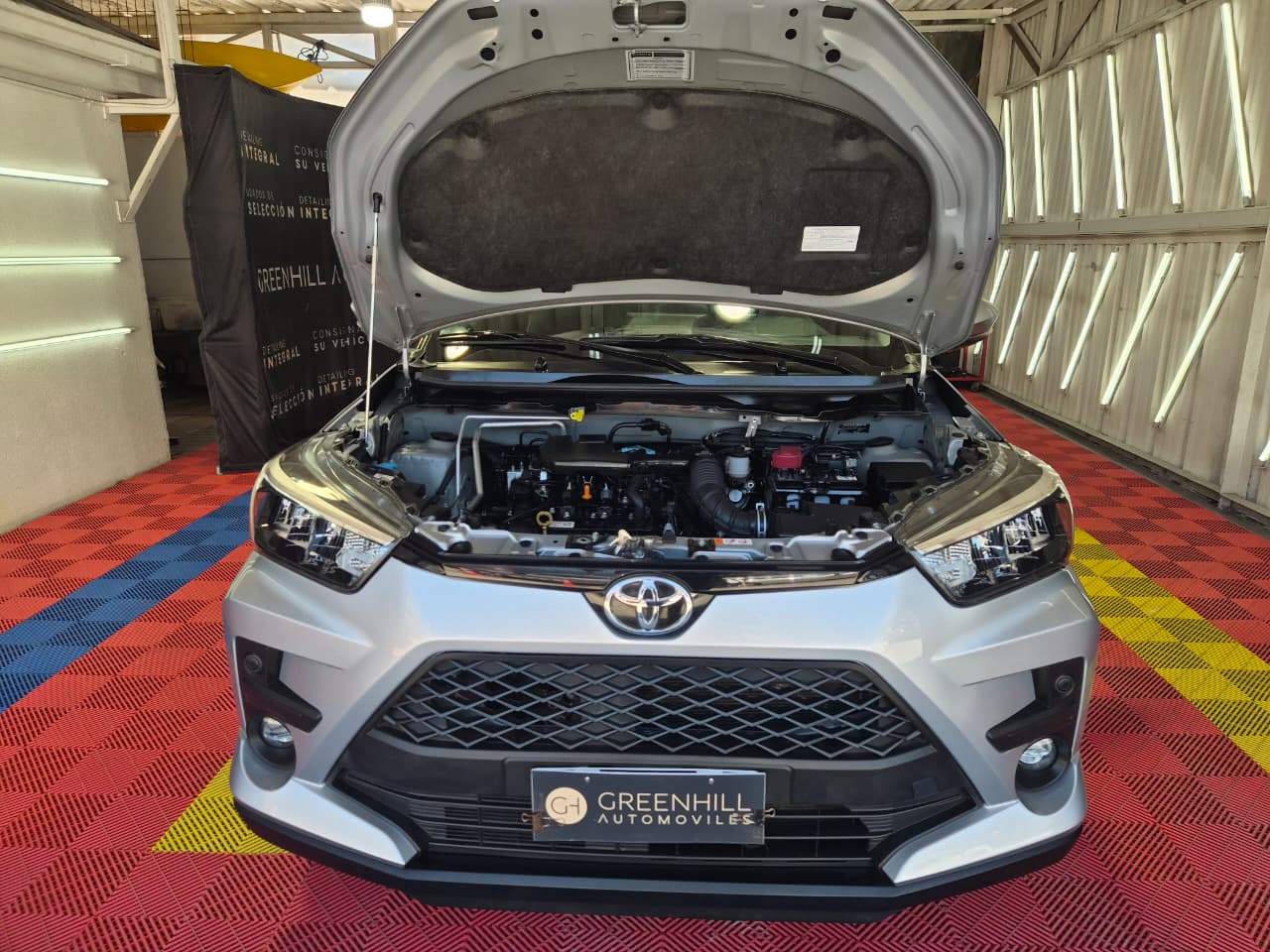Venta de TOYOTA RAIZE 1.2 E 4X2 MT - 2 DUEÑOS 