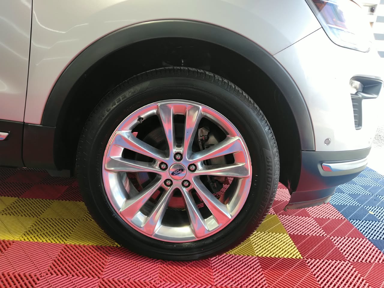 Venta de FORD EXPLORER 2.3 LTD 4X4 AUT - UN DUEÑO