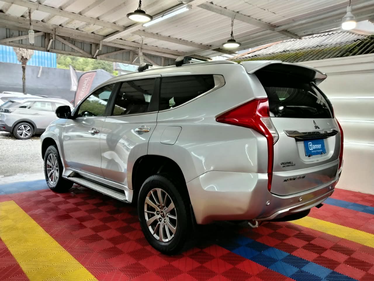 Venta de MITSUBISHI MONTERO SPORT 2.4 4X4 MT 