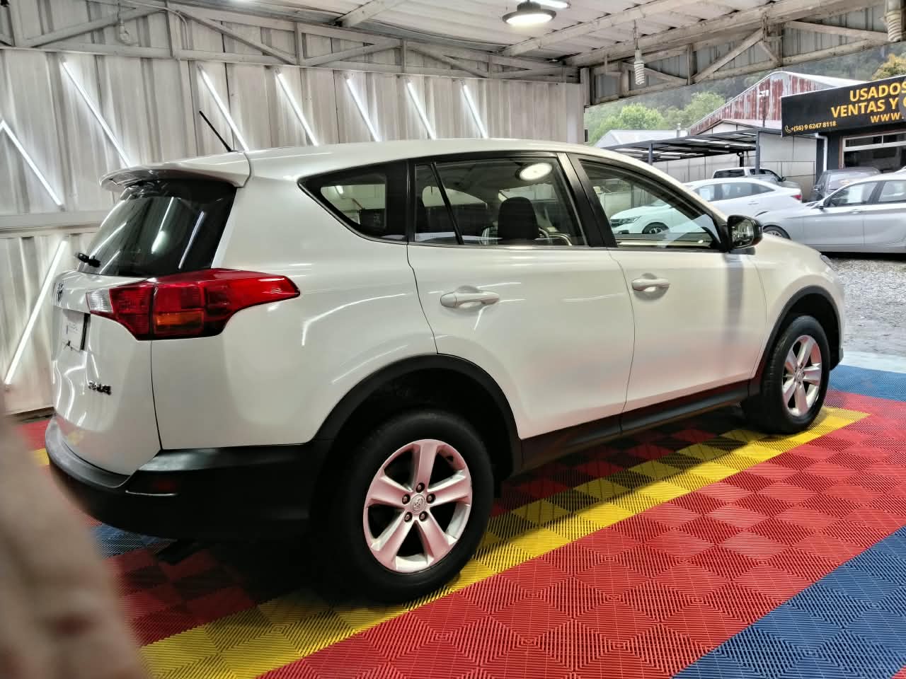 Venta de TOYOTA RAV4 2.5 4X2 MT - UN DUEÑO - PAGO CONTADO