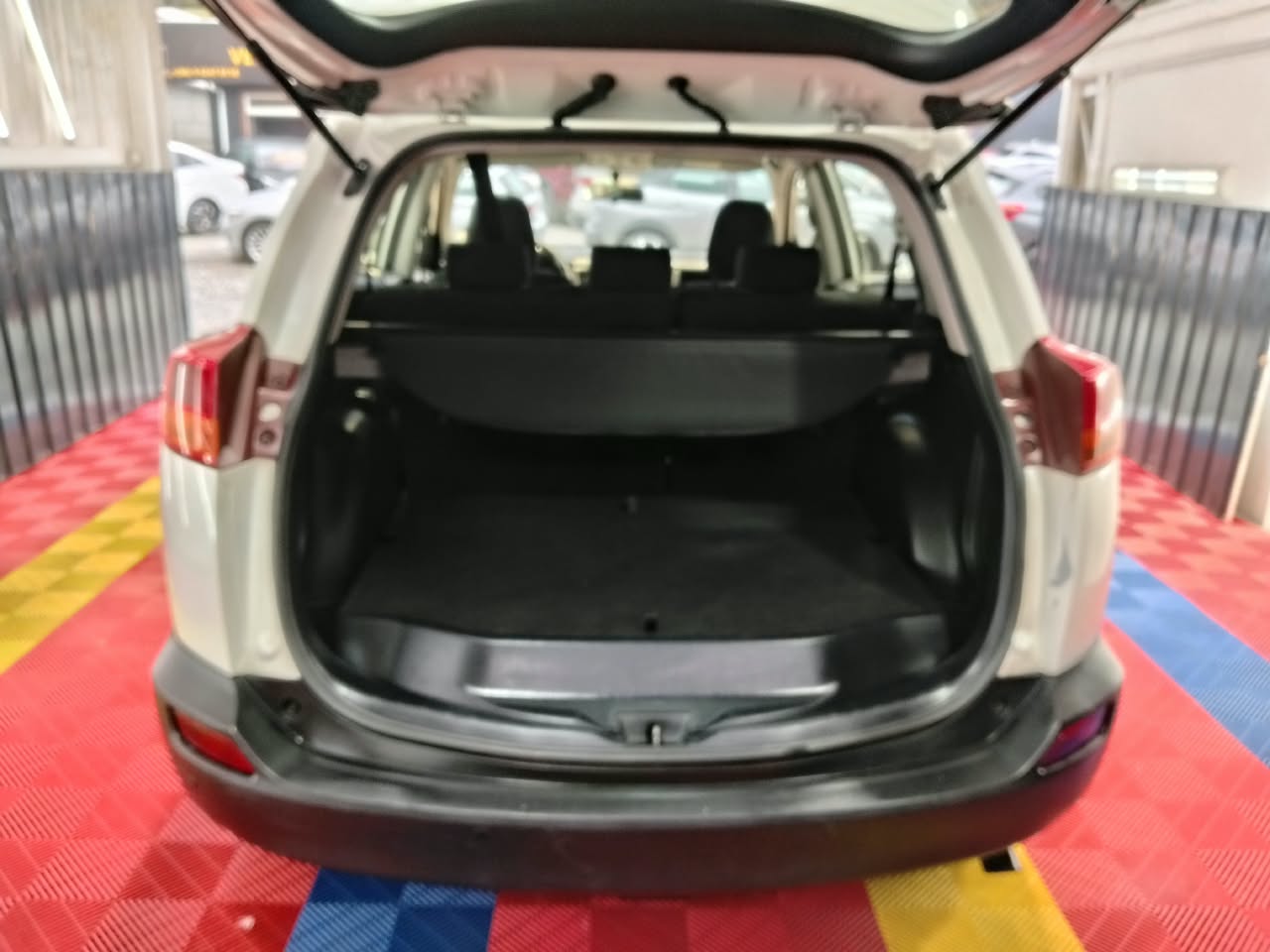 Venta de TOYOTA RAV4 2.5 4X2 MT - UN DUEÑO - PAGO CONTADO